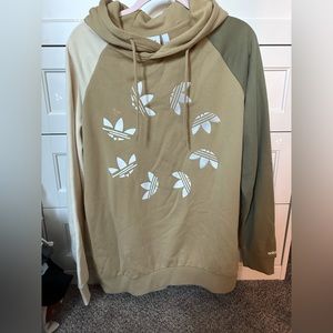 Mens color-block adidas hoodie-new with tags